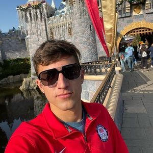 Meet your Posher, Daniel